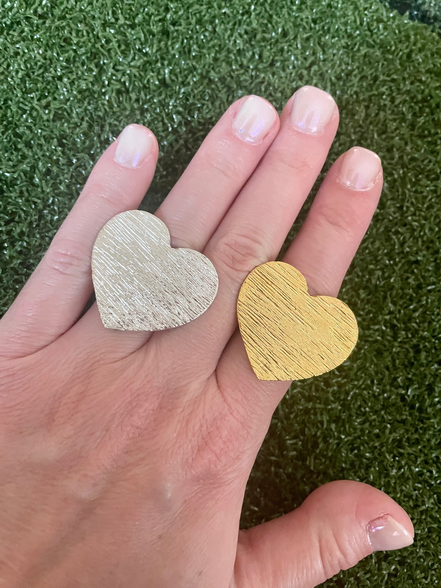 Accessories-Lale Big Heart Ring