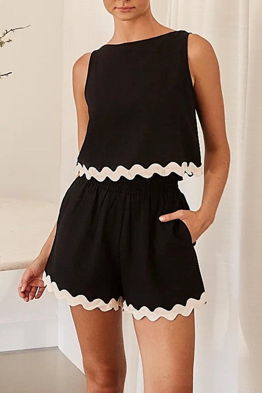 Scallop Detail Short Set