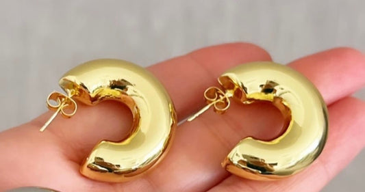 Accessories- Chunky Gold Hoops
